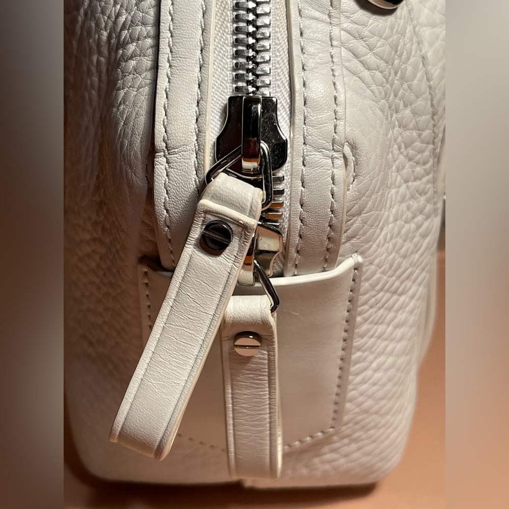 ALEXANDER  WANG White Leather Handbag 👜 - Picture 3 of 12